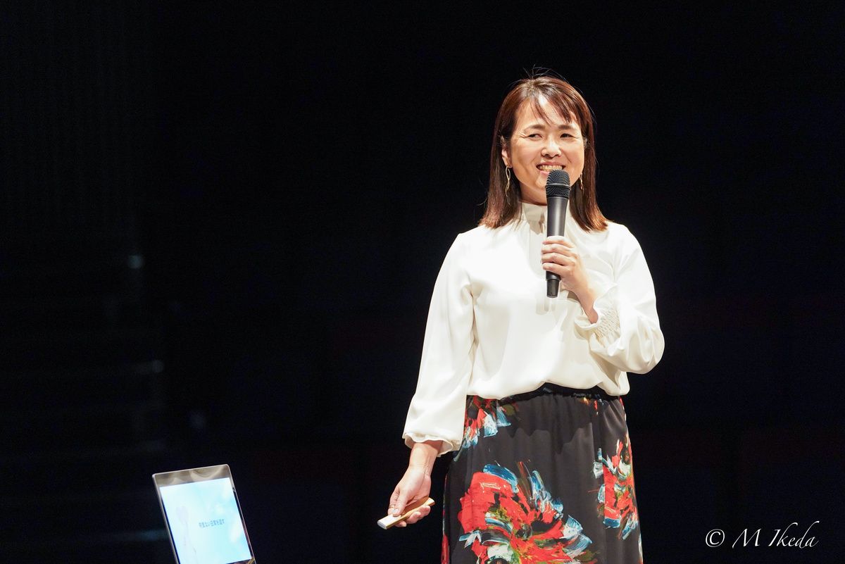 上野山順子様